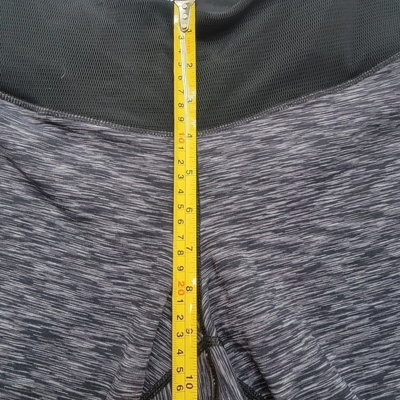NWT Torrid Capri Leggings 0 - Picture 9 of 10